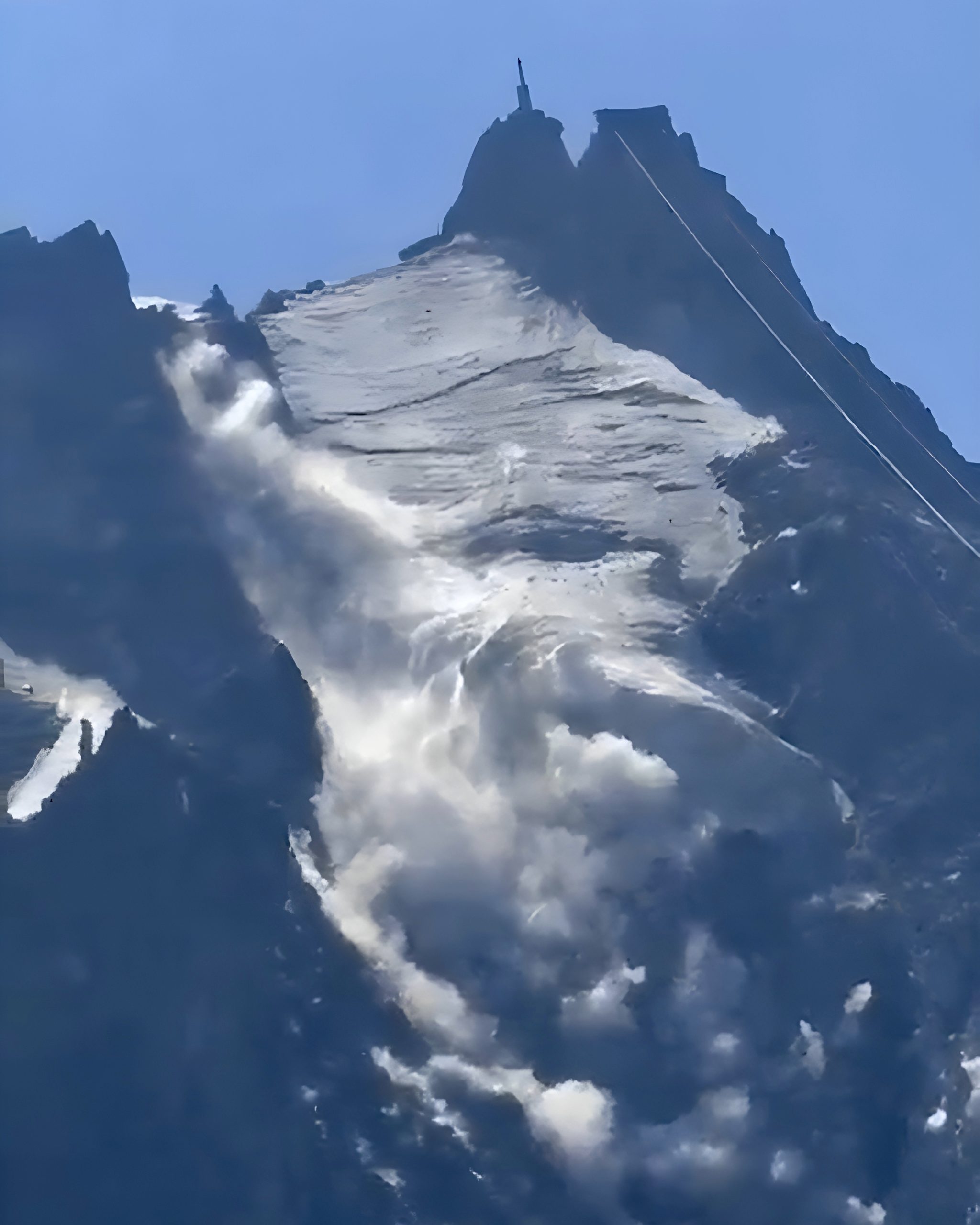 &Eacute;boulement en haute montagne dans les Alpes et cons&eacute;quences du r&eacute;chauffement climatique
